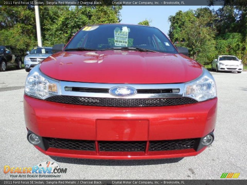 2011 Ford Focus SE Sedan Sangria Red Metallic / Charcoal Black Photo #13