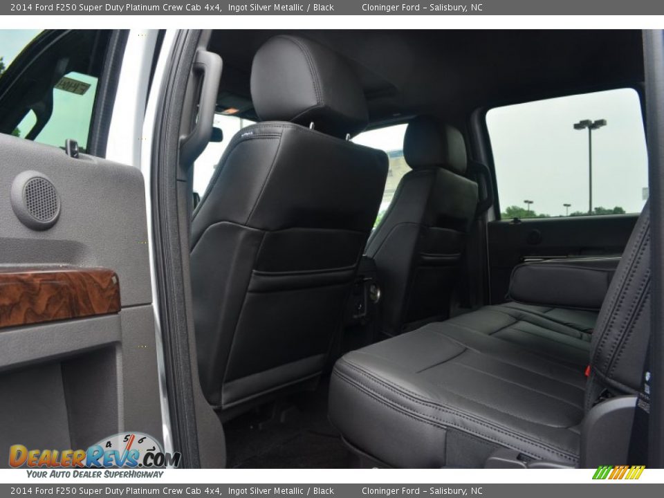 2014 Ford F250 Super Duty Platinum Crew Cab 4x4 Ingot Silver Metallic / Black Photo #7