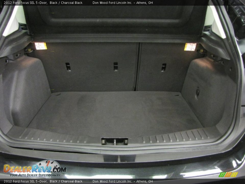 2012 Ford Focus SEL 5-Door Black / Charcoal Black Photo #4