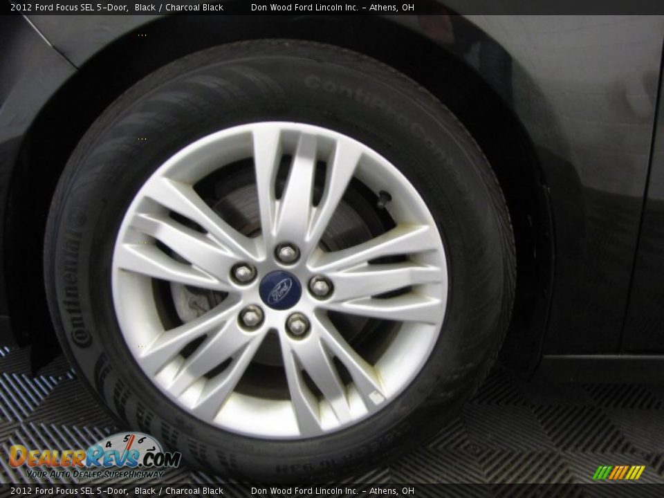 2012 Ford Focus SEL 5-Door Black / Charcoal Black Photo #24