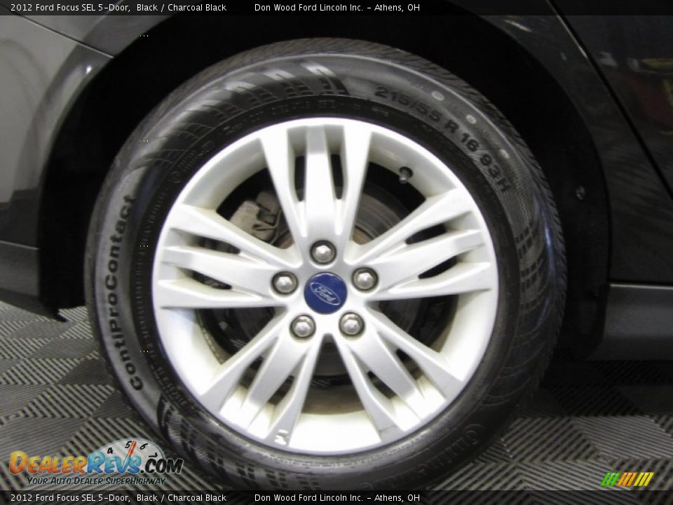 2012 Ford Focus SEL 5-Door Black / Charcoal Black Photo #25