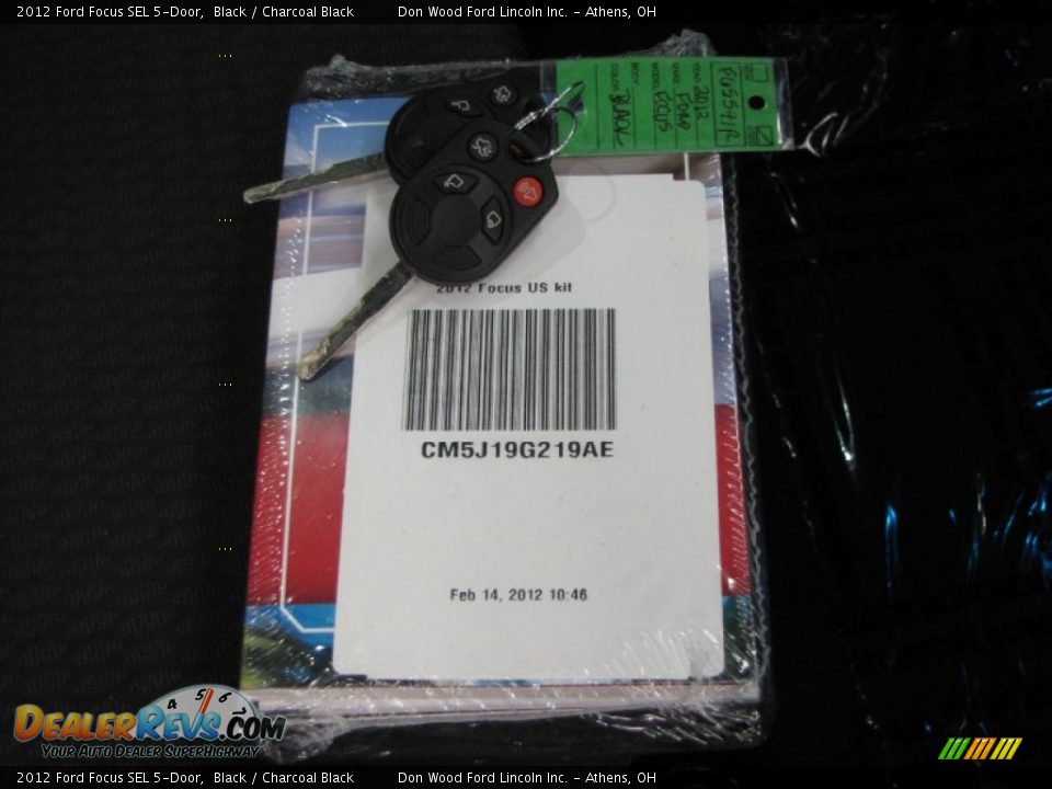 2012 Ford Focus SEL 5-Door Black / Charcoal Black Photo #28