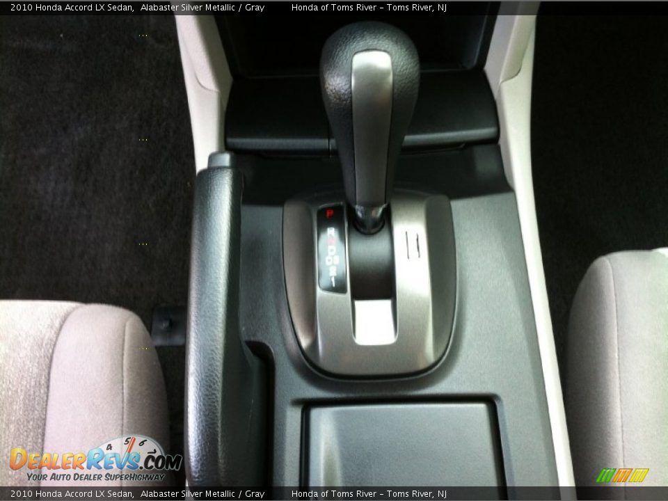 2010 Honda Accord LX Sedan Alabaster Silver Metallic / Gray Photo #12