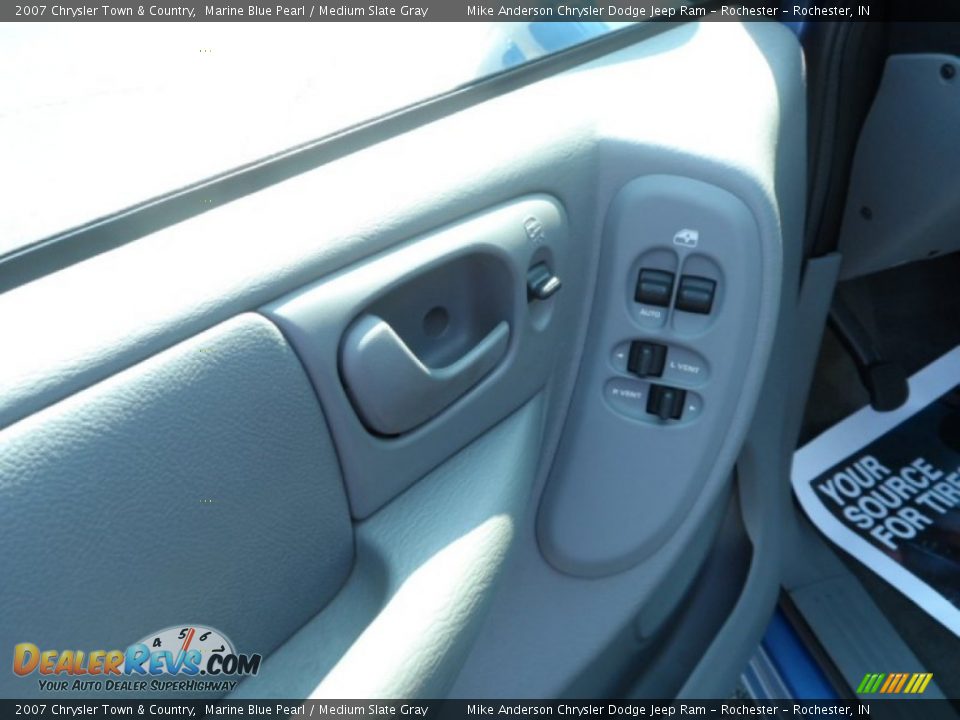 2007 Chrysler Town & Country Marine Blue Pearl / Medium Slate Gray Photo #14