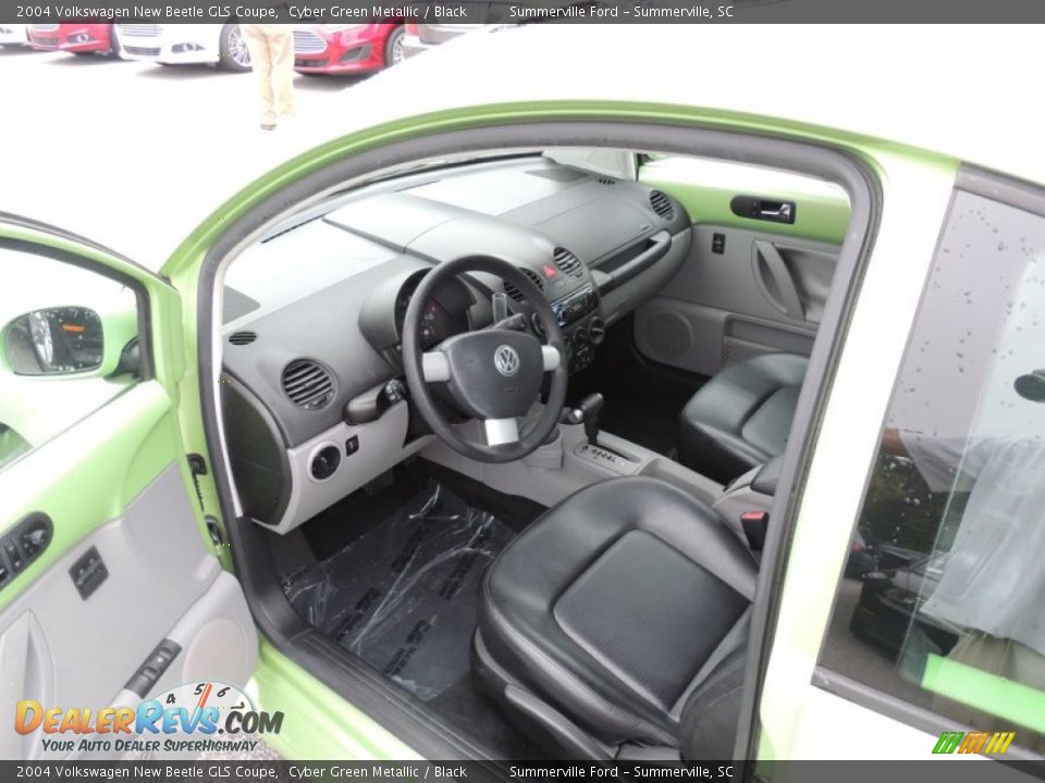 2004 Volkswagen New Beetle GLS Coupe Cyber Green Metallic / Black Photo #3