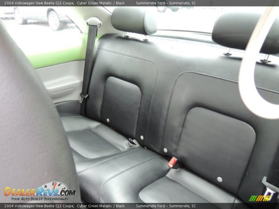 2004 Volkswagen New Beetle GLS Coupe Cyber Green Metallic / Black Photo #6