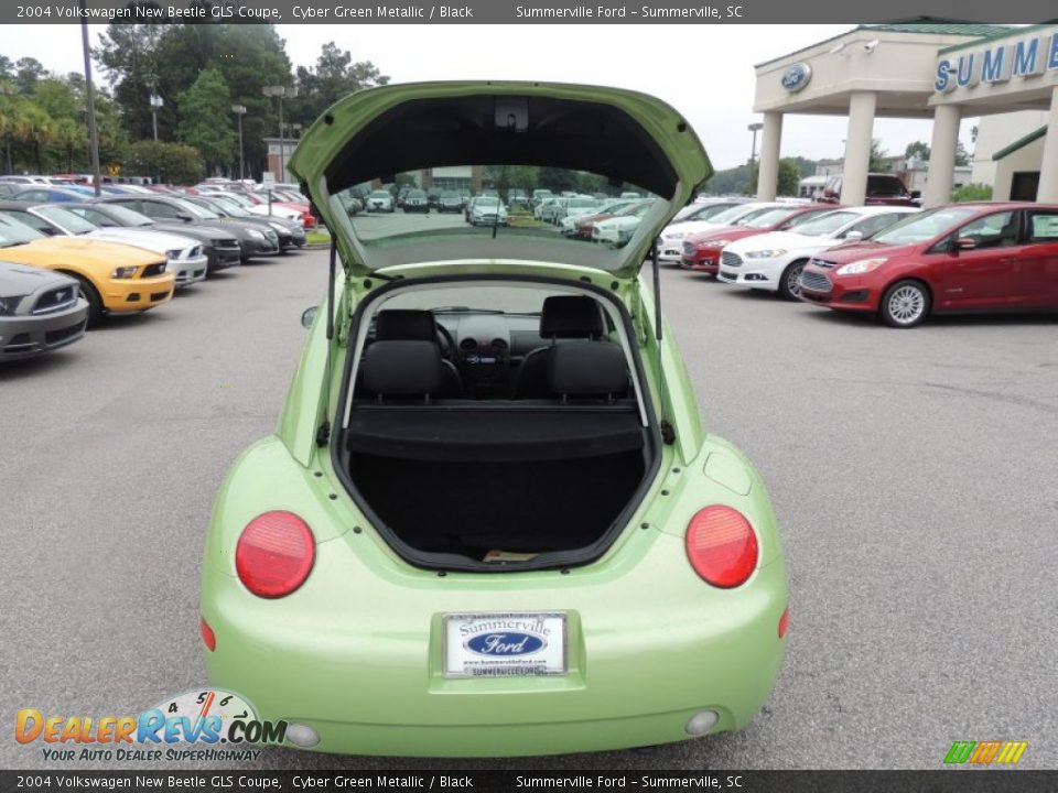 2004 Volkswagen New Beetle GLS Coupe Cyber Green Metallic / Black Photo #12