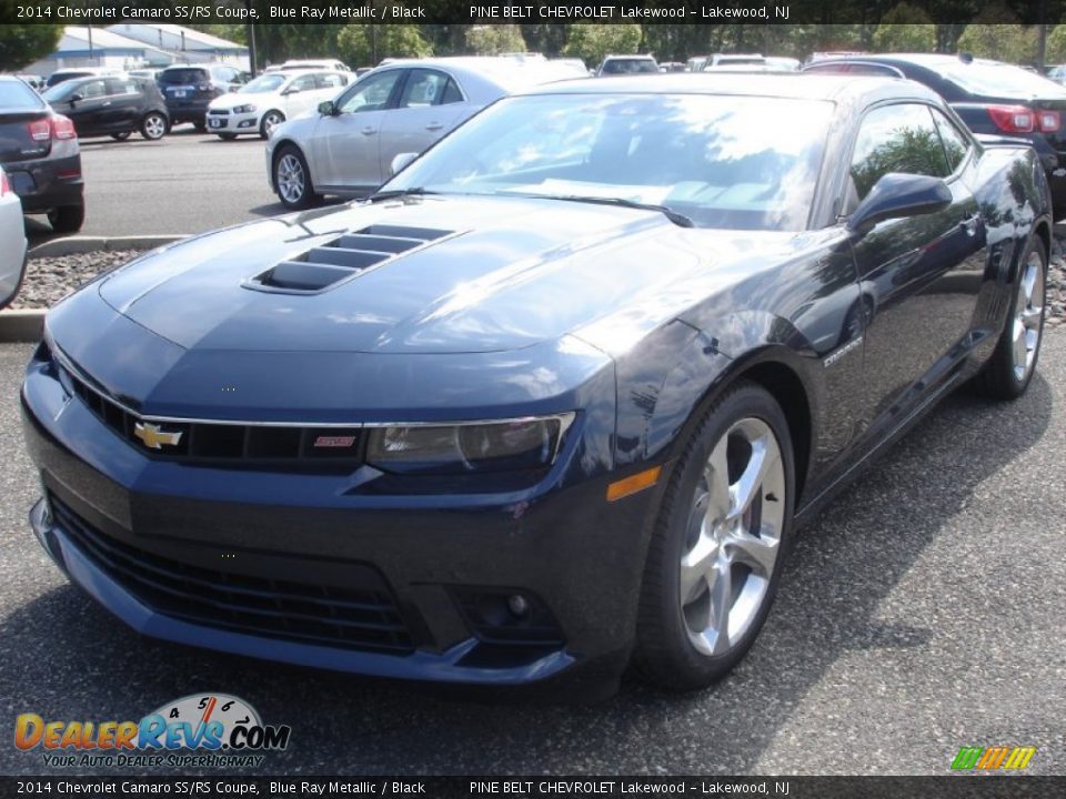 Front 3/4 View of 2014 Chevrolet Camaro SS/RS Coupe Photo #1