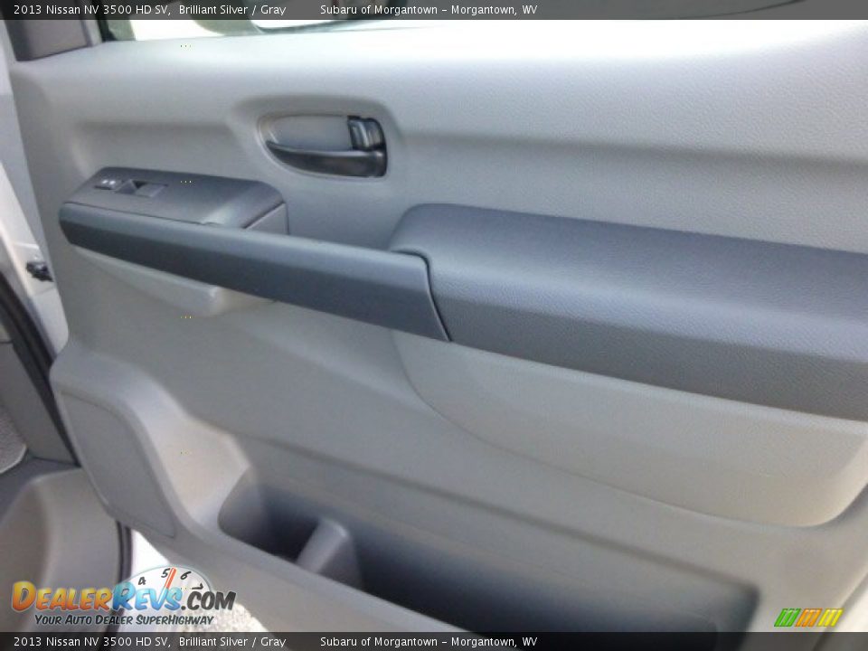 2013 Nissan NV 3500 HD SV Brilliant Silver / Gray Photo #11