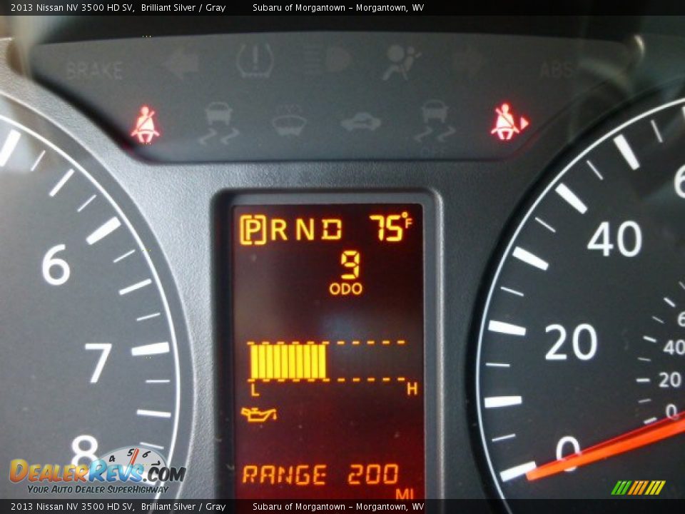 2013 Nissan NV 3500 HD SV Brilliant Silver / Gray Photo #20