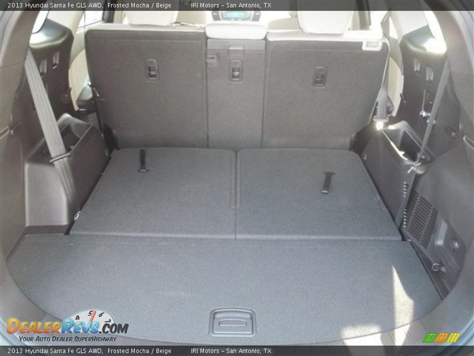2013 Hyundai Santa Fe GLS AWD Trunk Photo #9