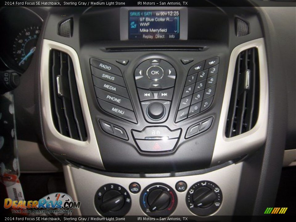 2014 Ford Focus SE Hatchback Sterling Gray / Medium Light Stone Photo #21