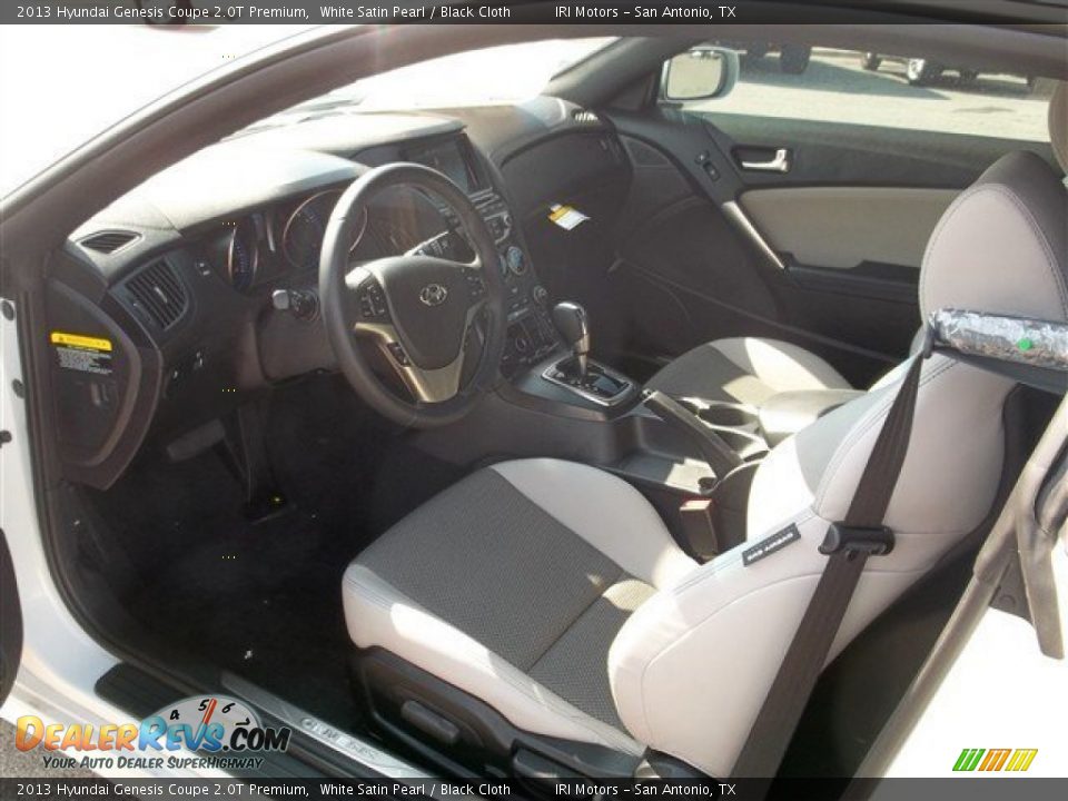 2013 Hyundai Genesis Coupe 2.0T Premium White Satin Pearl / Black Cloth Photo #4