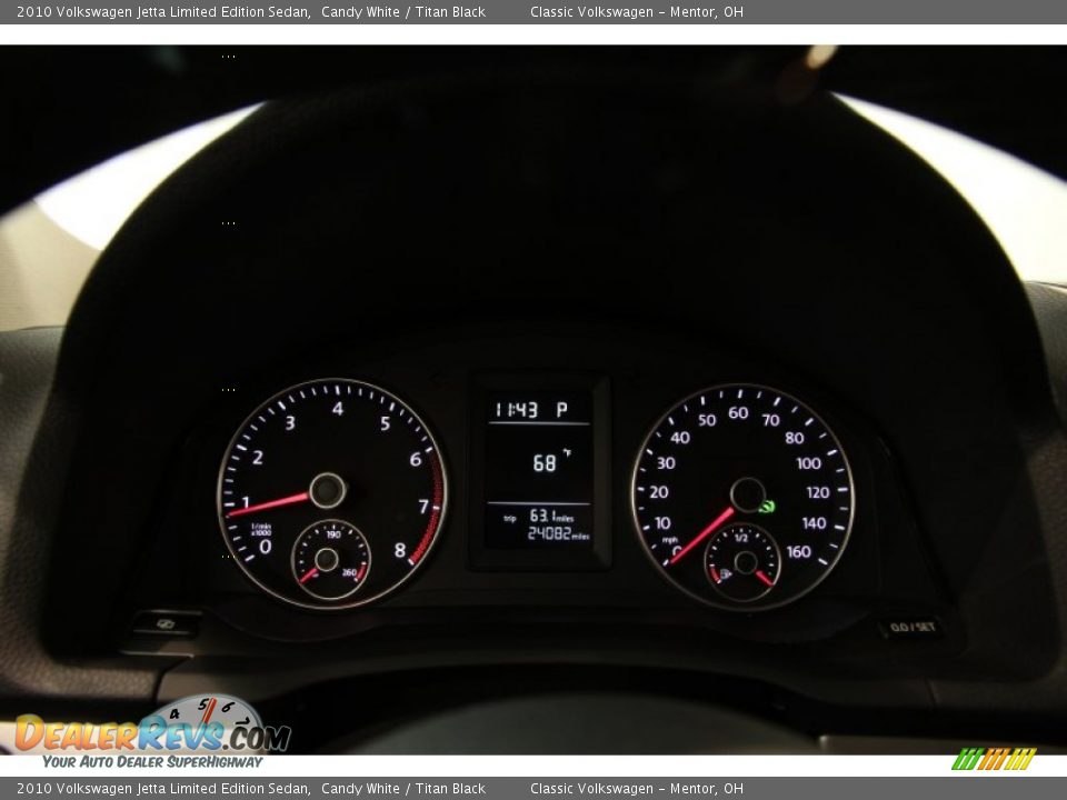 2010 Volkswagen Jetta Limited Edition Sedan Candy White / Titan Black Photo #7