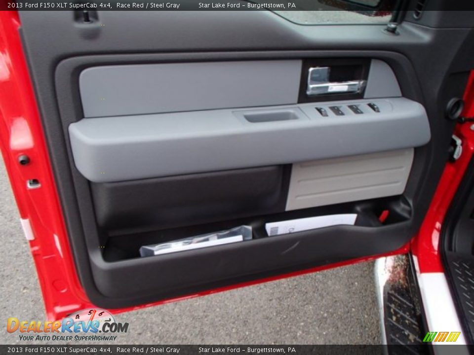 2013 Ford F150 XLT SuperCab 4x4 Race Red / Steel Gray Photo #11
