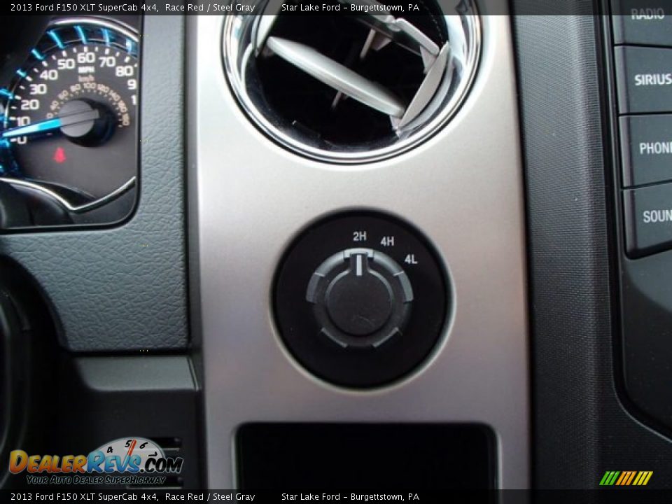 2013 Ford F150 XLT SuperCab 4x4 Race Red / Steel Gray Photo #18