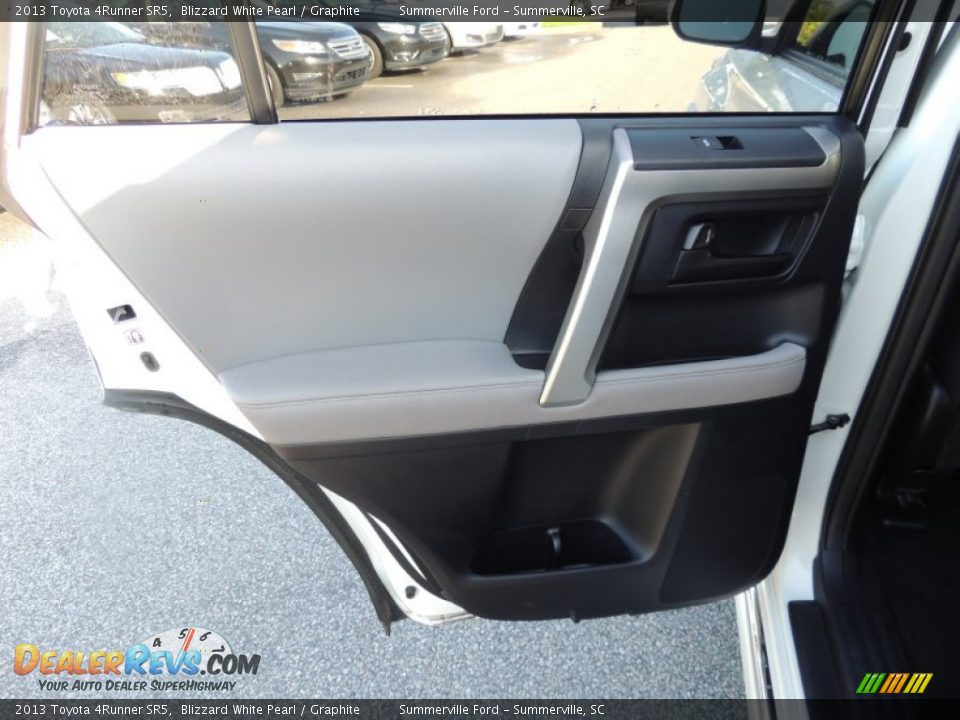 2013 Toyota 4Runner SR5 Blizzard White Pearl / Graphite Photo #7