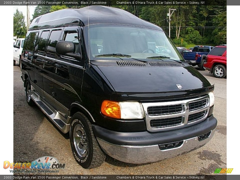 2003 Dodge Ram Van 1500 Passenger Conversion Black / Sandstone Photo #14