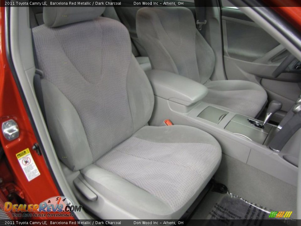 2011 Toyota Camry LE Barcelona Red Metallic / Dark Charcoal Photo #9