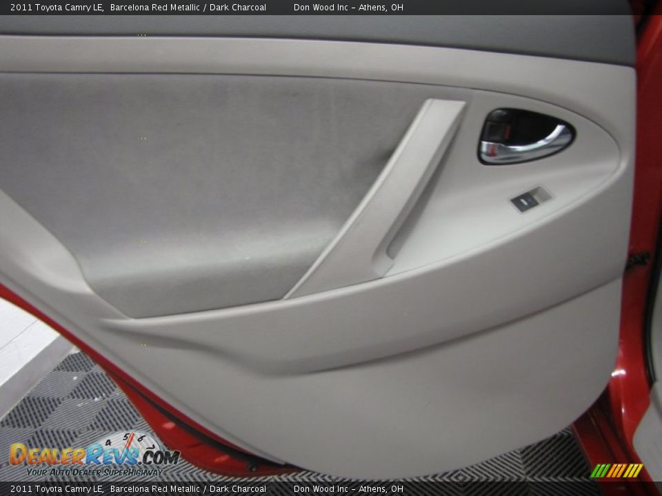 2011 Toyota Camry LE Barcelona Red Metallic / Dark Charcoal Photo #12