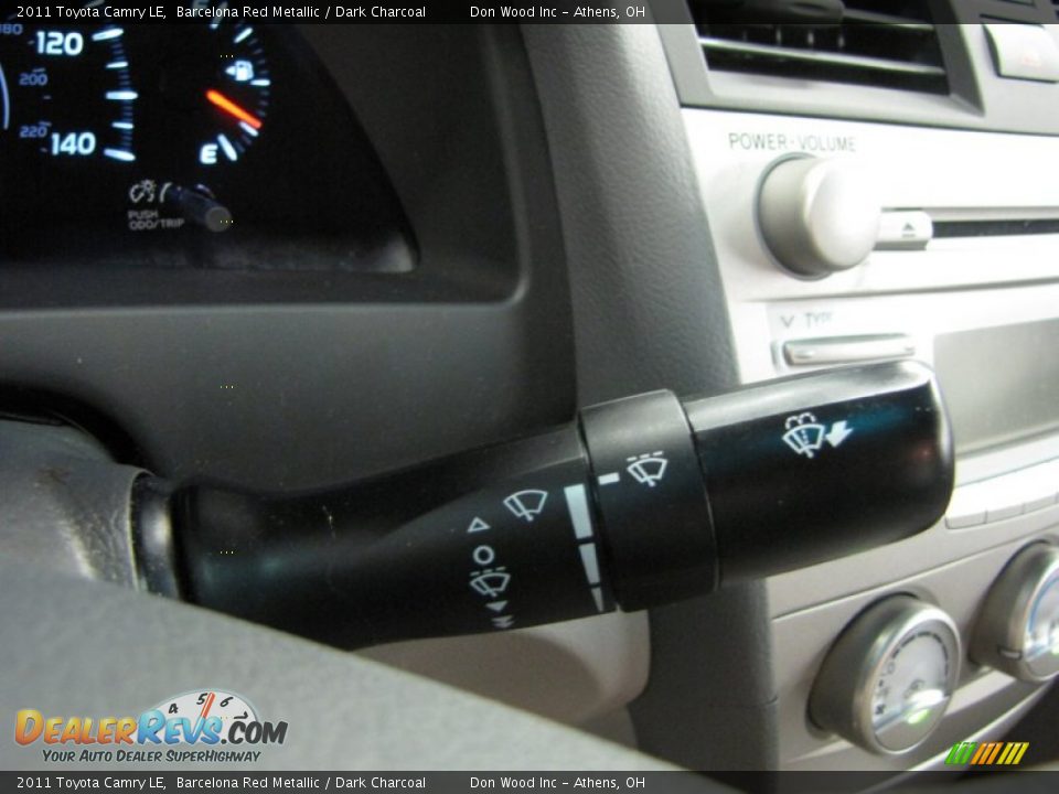 2011 Toyota Camry LE Barcelona Red Metallic / Dark Charcoal Photo #18