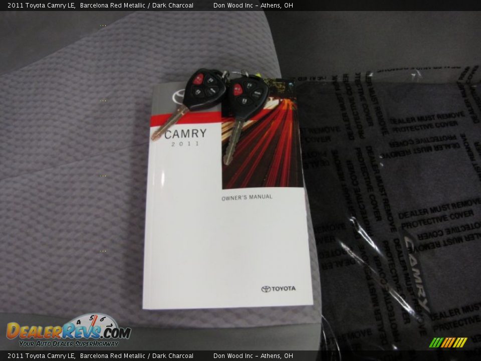 2011 Toyota Camry LE Barcelona Red Metallic / Dark Charcoal Photo #28