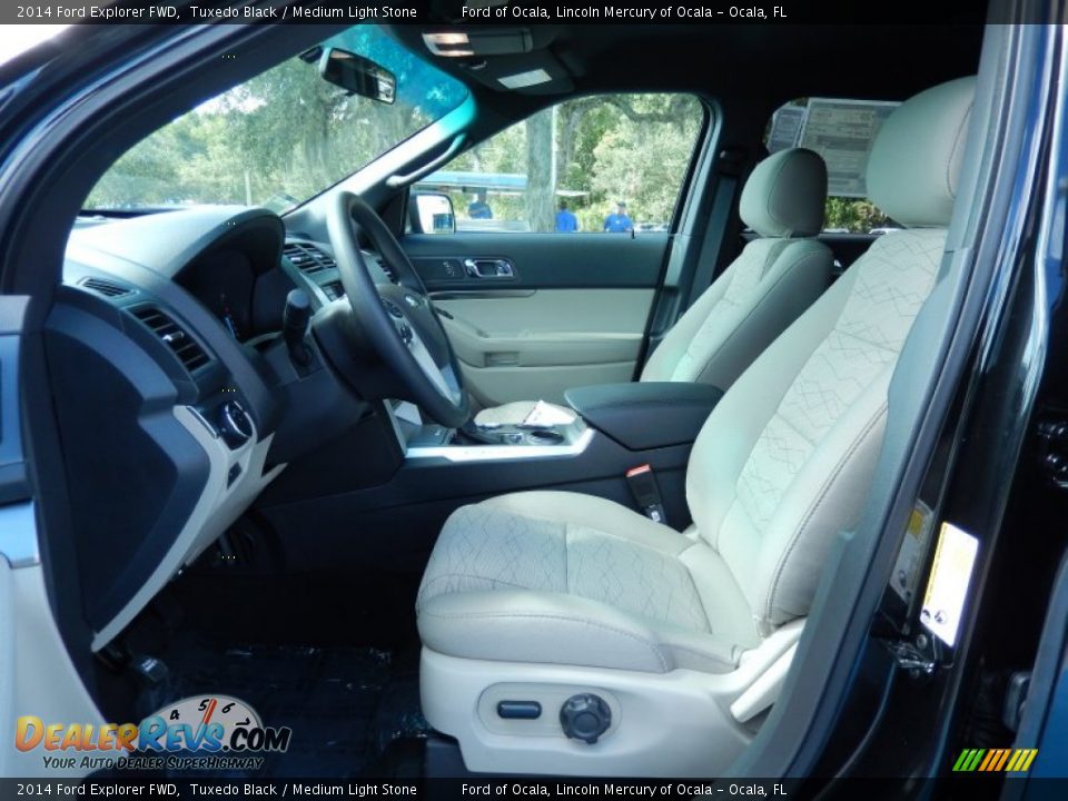 Front Seat of 2014 Ford Explorer FWD Photo #6