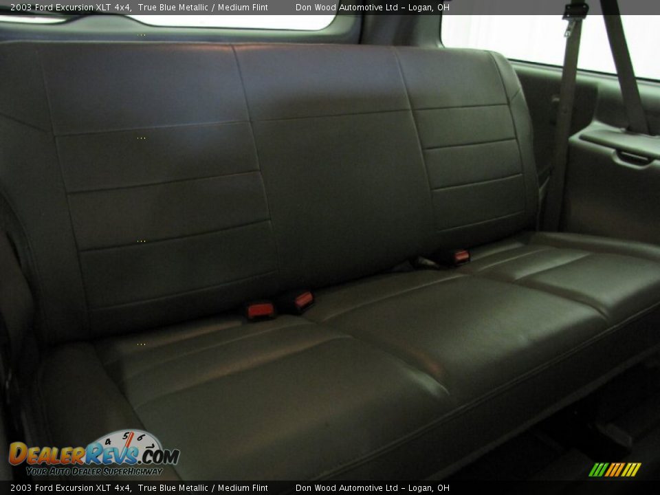 2003 Ford Excursion XLT 4x4 True Blue Metallic / Medium Flint Photo #11