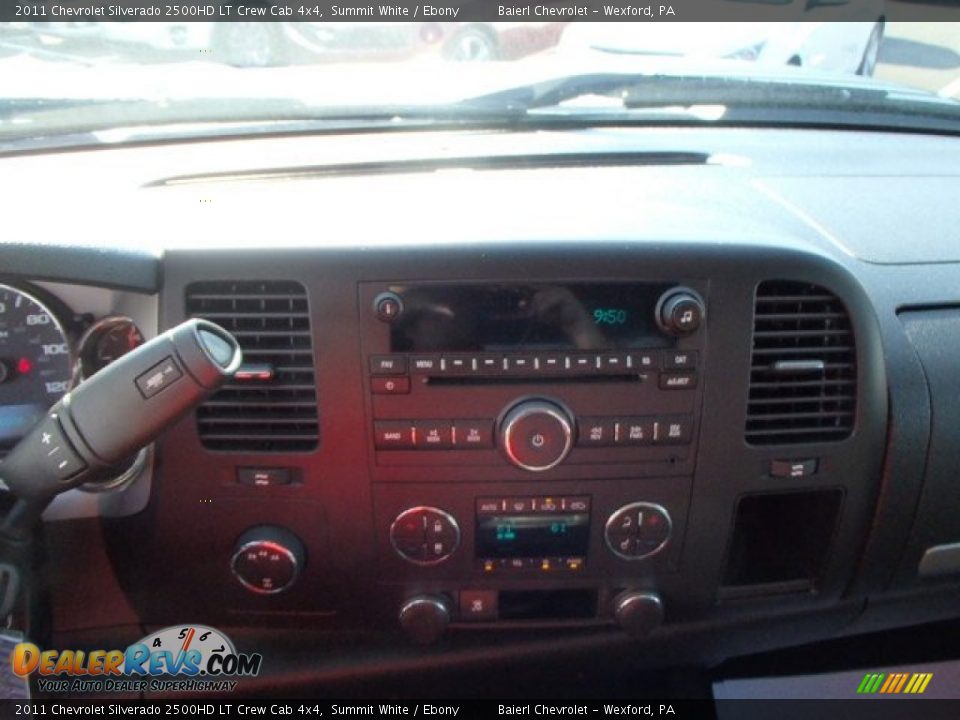 2011 Chevrolet Silverado 2500HD LT Crew Cab 4x4 Summit White / Ebony Photo #16