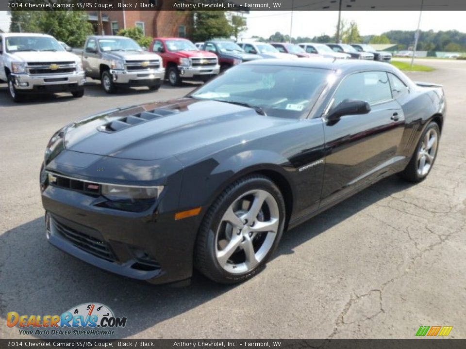 Front 3/4 View of 2014 Chevrolet Camaro SS/RS Coupe Photo #3