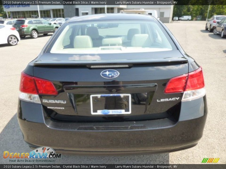 2010 Subaru Legacy 2.5i Premium Sedan Crystal Black Silica / Warm Ivory Photo #6