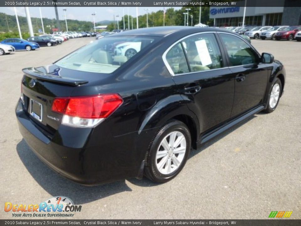 2010 Subaru Legacy 2.5i Premium Sedan Crystal Black Silica / Warm Ivory Photo #7
