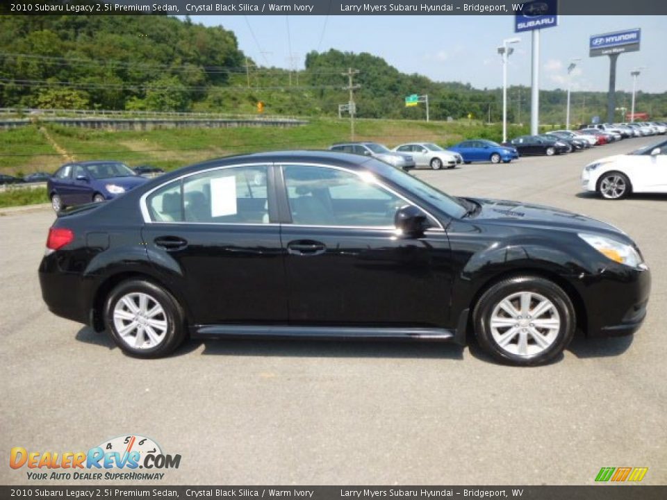 2010 Subaru Legacy 2.5i Premium Sedan Crystal Black Silica / Warm Ivory Photo #8