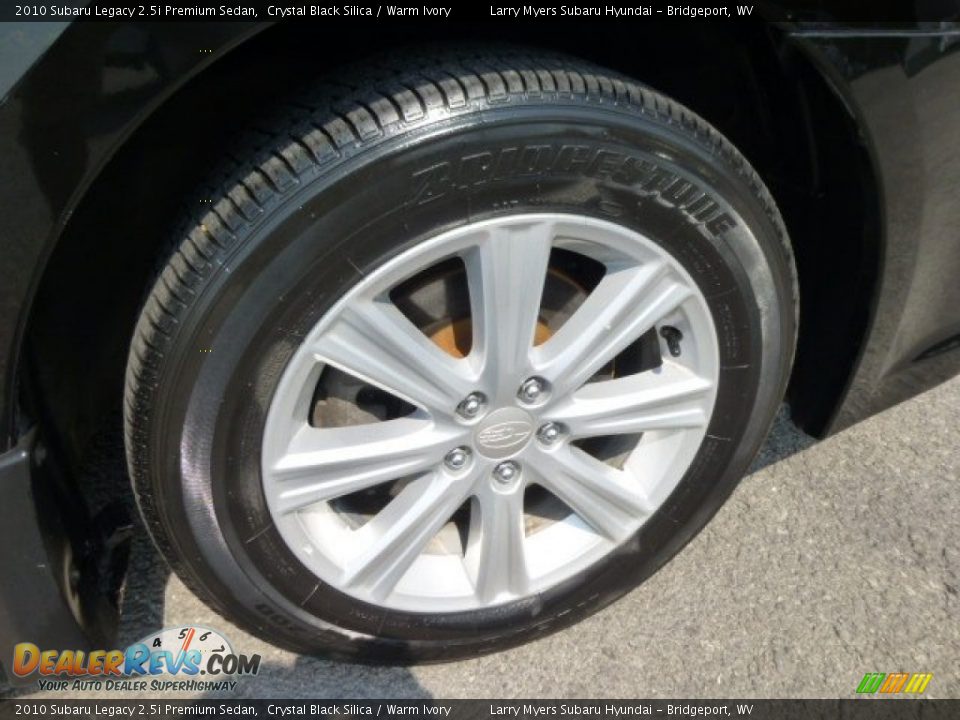 2010 Subaru Legacy 2.5i Premium Sedan Crystal Black Silica / Warm Ivory Photo #9
