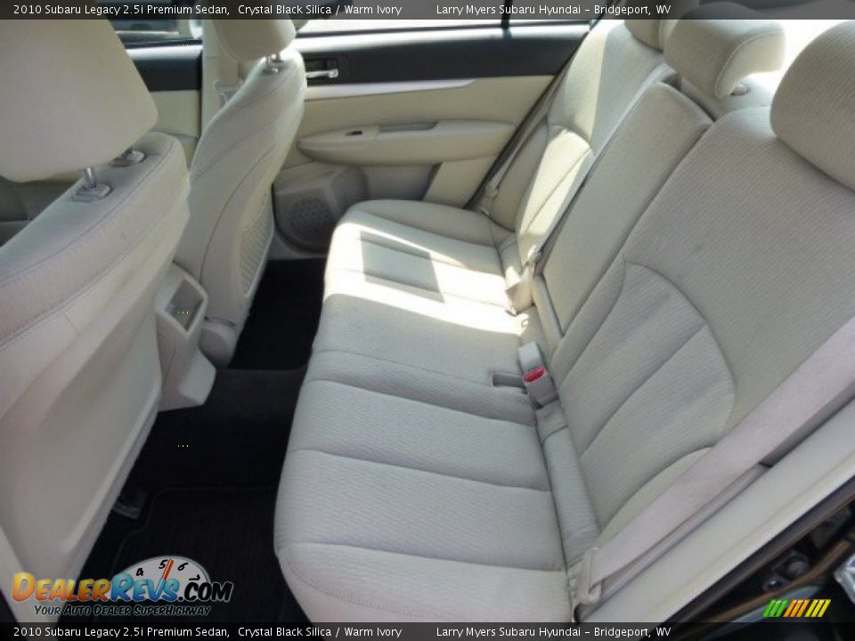 2010 Subaru Legacy 2.5i Premium Sedan Crystal Black Silica / Warm Ivory Photo #13