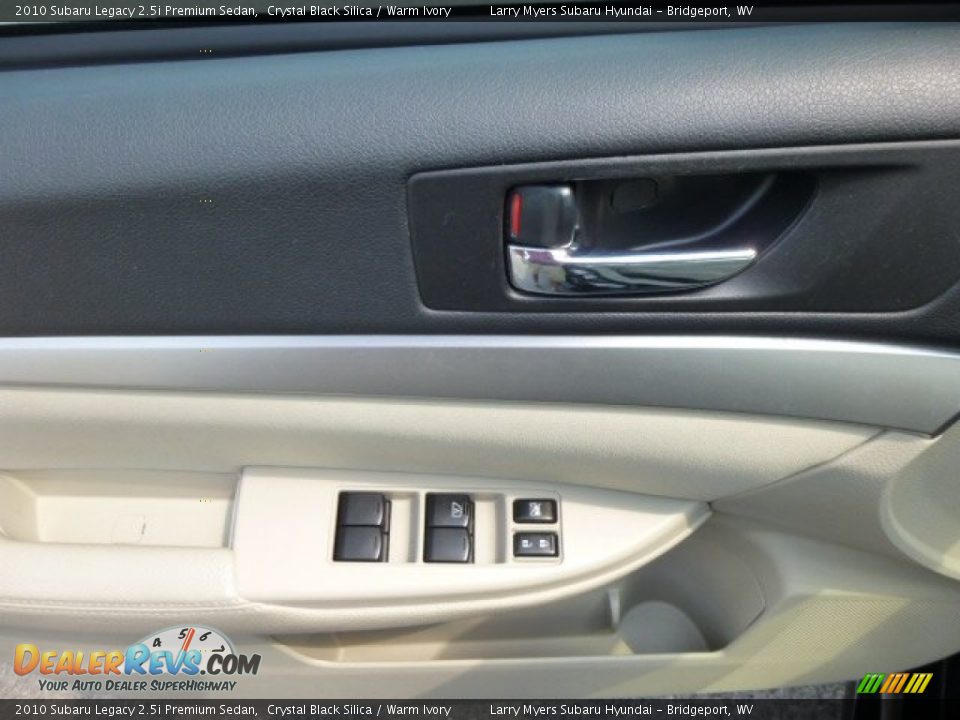 2010 Subaru Legacy 2.5i Premium Sedan Crystal Black Silica / Warm Ivory Photo #17