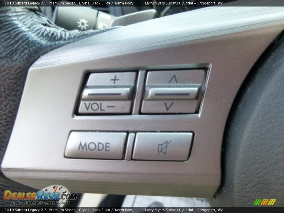 2010 Subaru Legacy 2.5i Premium Sedan Crystal Black Silica / Warm Ivory Photo #18