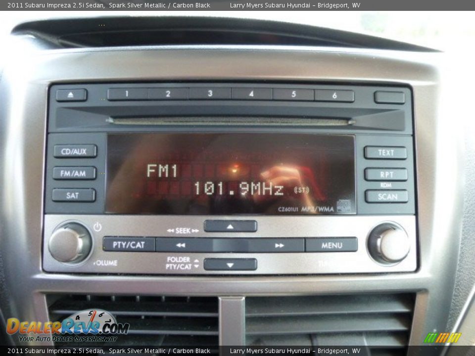 2011 Subaru Impreza 2.5i Sedan Spark Silver Metallic / Carbon Black Photo #19