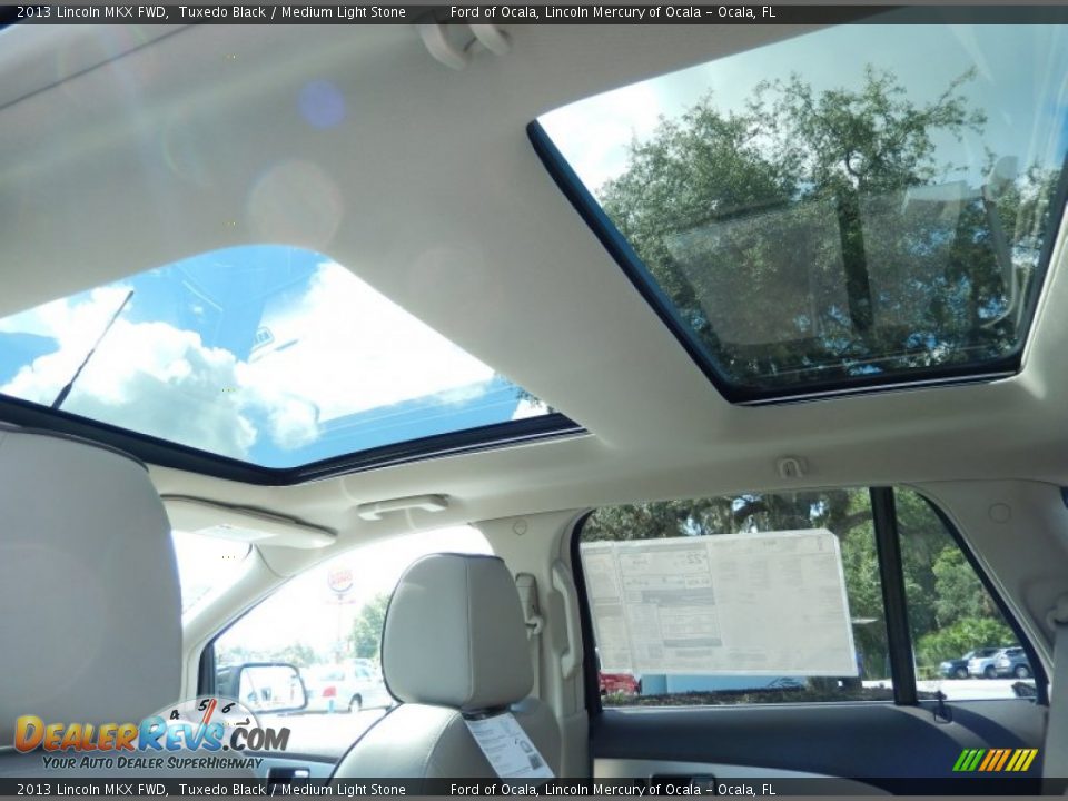 2013 Lincoln MKX FWD Tuxedo Black / Medium Light Stone Photo #8