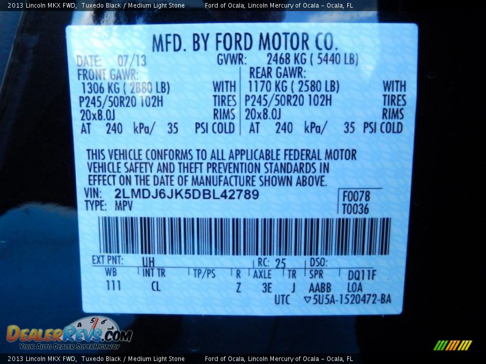 2013 Lincoln MKX FWD Tuxedo Black / Medium Light Stone Photo #13