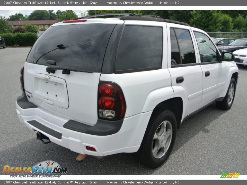 2007 Chevrolet TrailBlazer LS 4x4 Summit White / Light Gray Photo #4