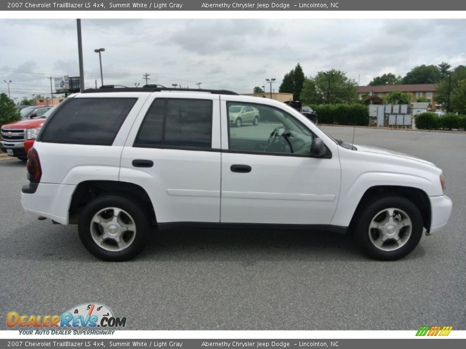 2007 Chevrolet TrailBlazer LS 4x4 Summit White / Light Gray Photo #5