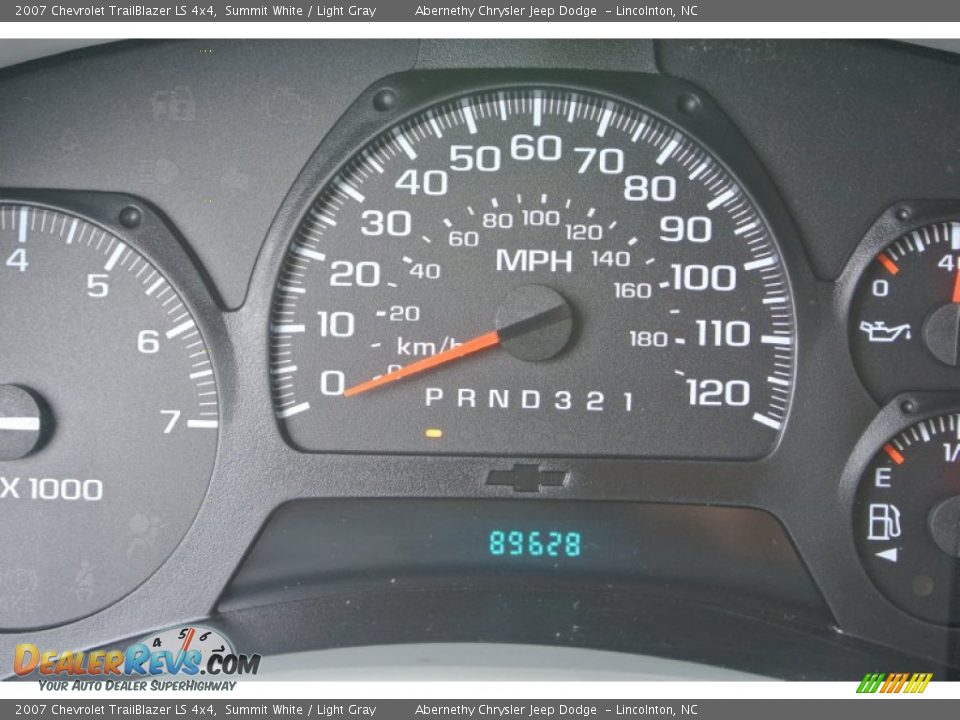 2007 Chevrolet TrailBlazer LS 4x4 Summit White / Light Gray Photo #12