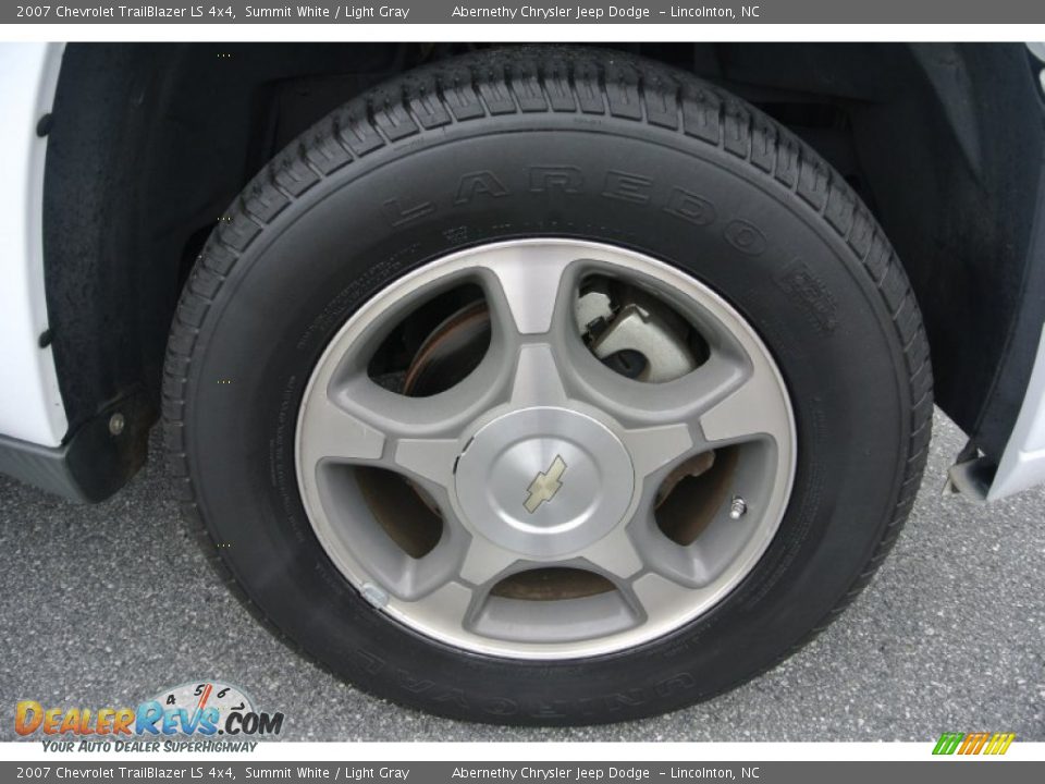 2007 Chevrolet TrailBlazer LS 4x4 Summit White / Light Gray Photo #18