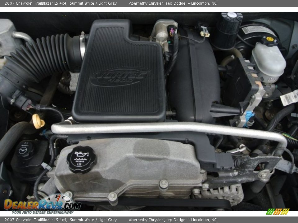 2007 Chevrolet TrailBlazer LS 4x4 Summit White / Light Gray Photo #19