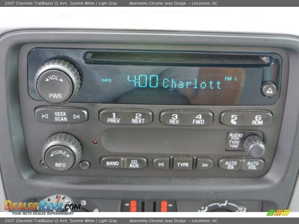 2007 Chevrolet TrailBlazer LS 4x4 Summit White / Light Gray Photo #21