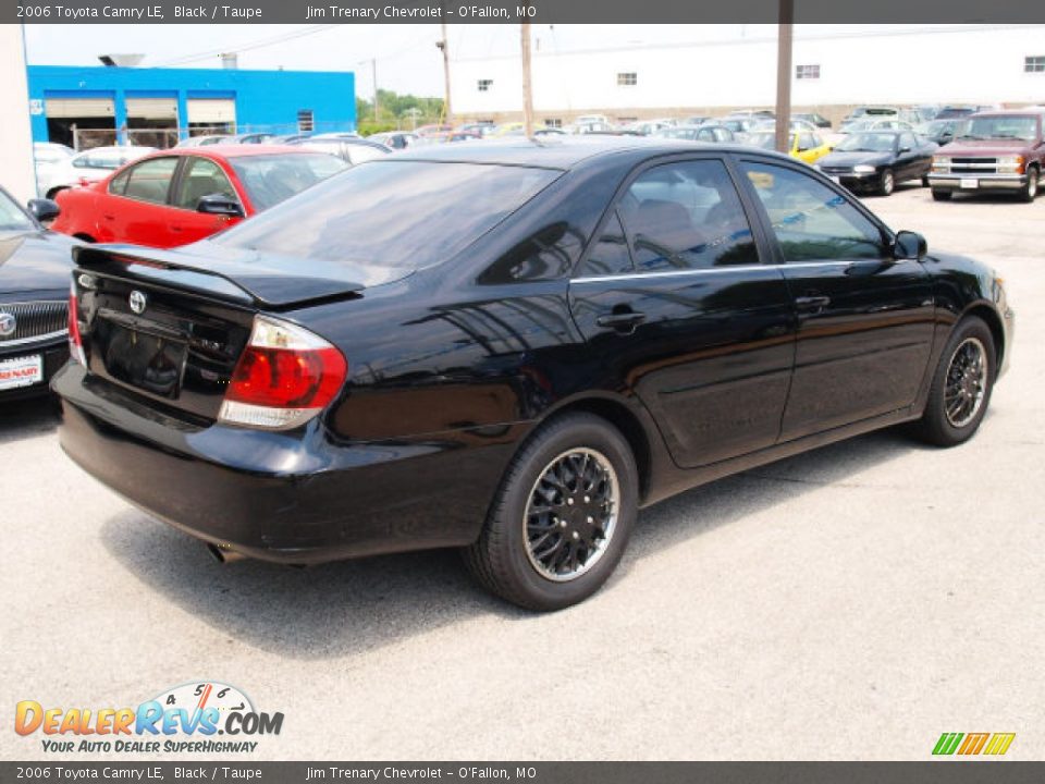 2006 Toyota Camry LE Black / Taupe Photo #3