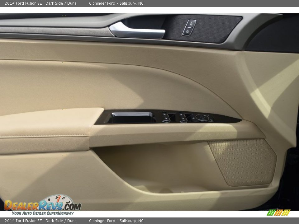 2014 Ford Fusion SE Dark Side / Dune Photo #4