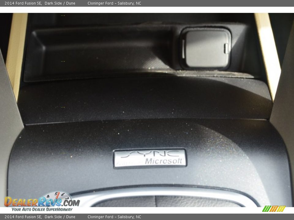 2014 Ford Fusion SE Dark Side / Dune Photo #12