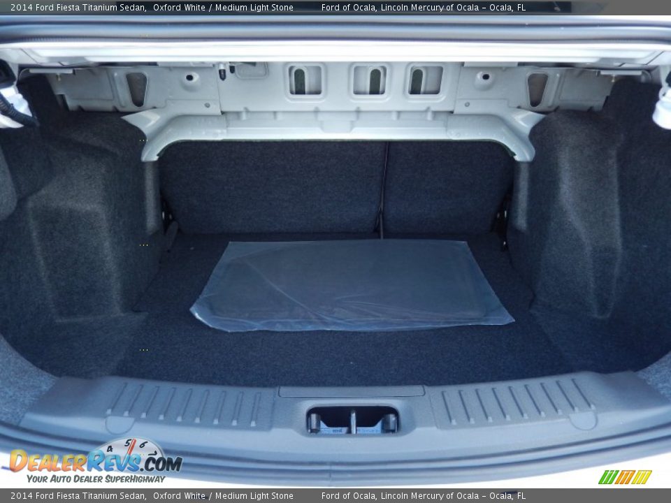 2014 Ford Fiesta Titanium Sedan Oxford White / Medium Light Stone Photo #5